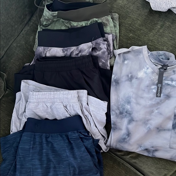 LuluLemon men’s Activewear Bundle - Assorted Colors - Picture 1 of 2